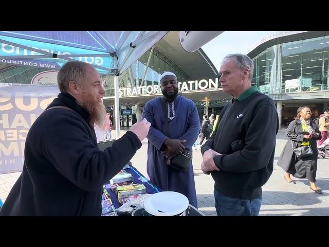 White English Questioning Muslim | Yusuf | Stratford | Speakers Corner