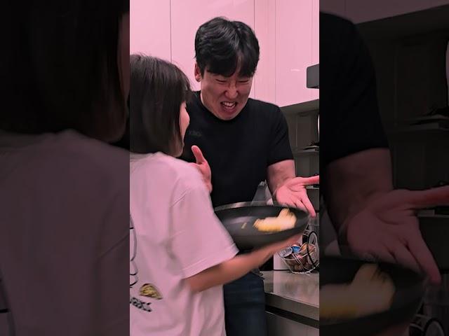 남편에게 요리 안 시키는 이유  #funny #부부 #couple