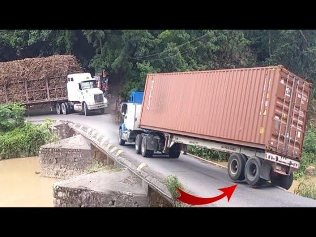 The most dangerous bridge VS Trucks!! | Flatbridge ||