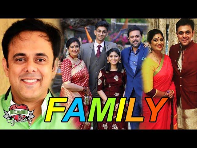 Sumeet Raghavan Family With parents, Wife, Son, Daughter, Career and Biography
