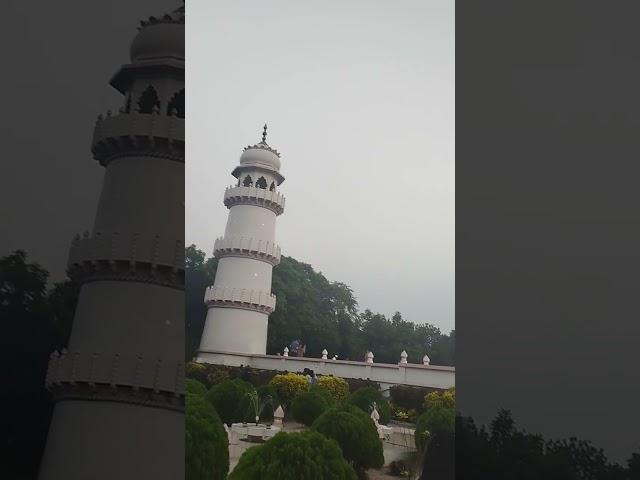 caption your beautiful taj mahal in Bangladesh