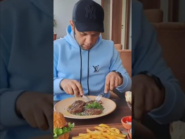 این منم... میخواید بخواید، نمیخواید نخواین اگه فالو نداری، فالو کن که سفر جدید تو راهه 