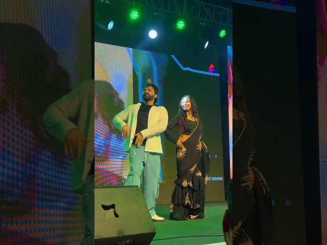 Humare pyare  pavan  ji ke sath ..ek pyara sa Performs   #gaavkigori #anjalichauhanofficial777