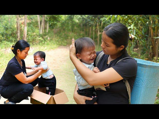 Abandoned boy luckily meets single mother who adopts him: Ly Tieu Mao helps the boy find his mother