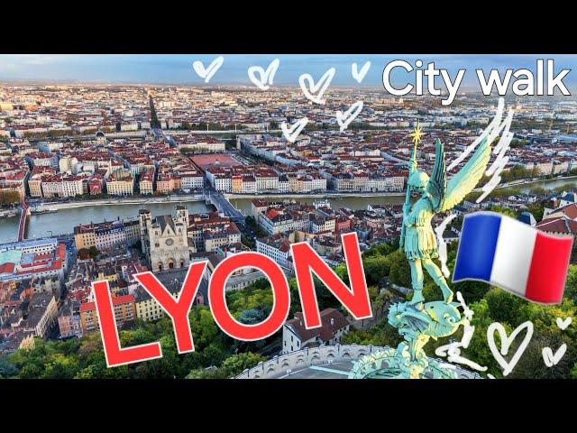 City walk tour at Lyon | Visite à pied de la ville de Lyon