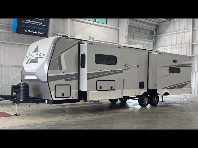 World Debut ALLIANCE NEW TRAVEL TRAILER