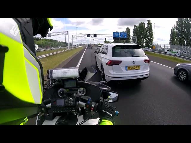 VIP begeleiding / Police escort tijdens de Oekraïne top vanaf Den Haag naar VIP-room Schiphol