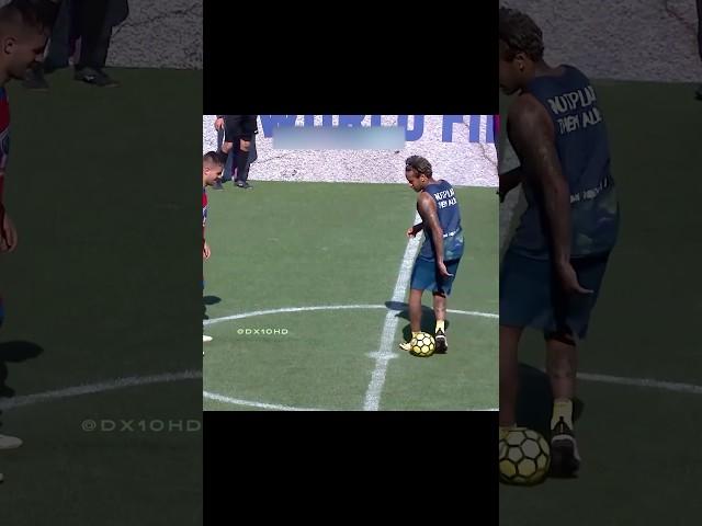 Neymar Dancing Skills 