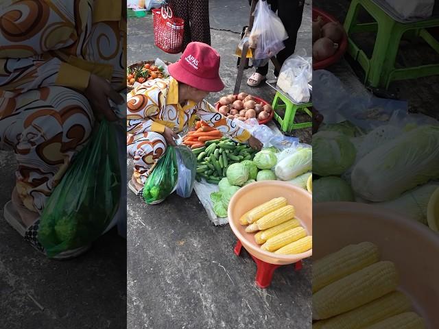 #vegetables #vendors #wetmarket #lifestyle