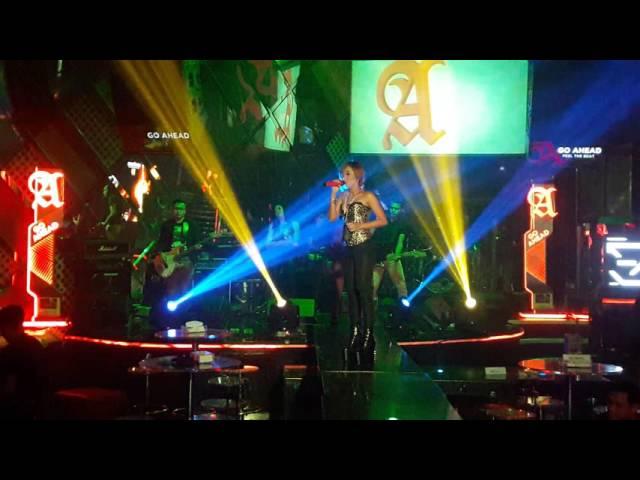 Love Me Like You Do - Ellie Goulding (cover) Black Diamond Band Jogja, Indonesia