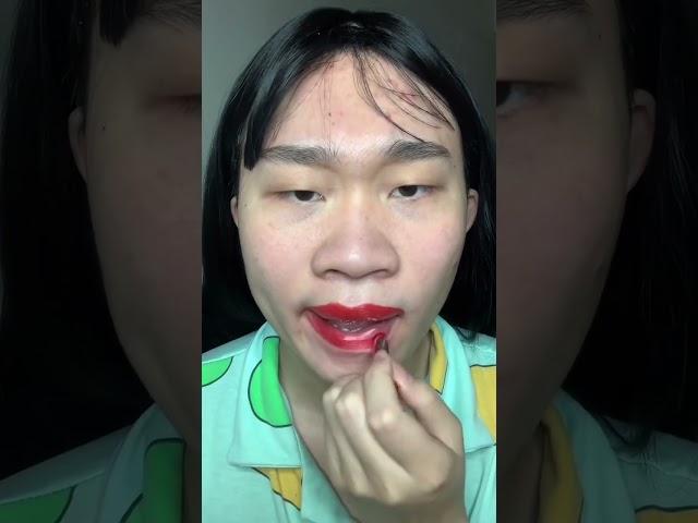 킹받는 남자가 한 메이크업 전후