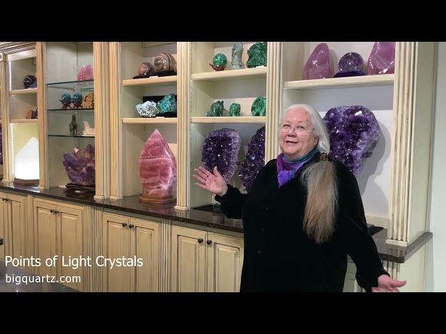 Amazing Crystal Store - Winter 2022 Inventory / Rock Shop Walk-Through / Crystals and Minerals