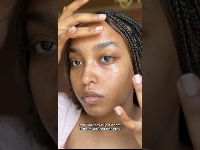 HOW TO PUT IN CONTACTS EASILY!!  #makeup #contacts #contactlenses #contactlens