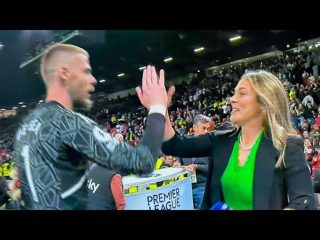 The greeting between De Gea and Mary Earps