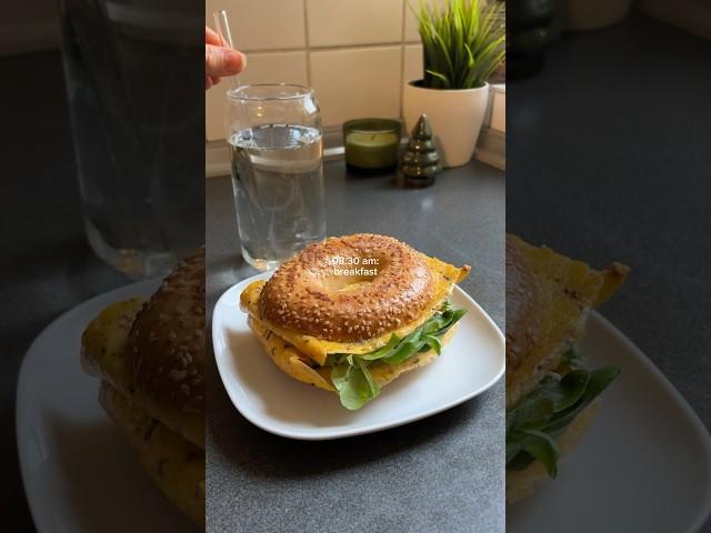 Full day of eating  #whatieatinaday #easyrecipes #healthyfood #highprotein #breakfast #bagel