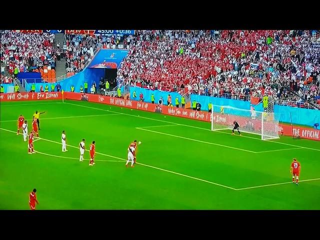 Penal errado de Cueva, Dinamarca 1 vs Perú 0 Rusia 2018