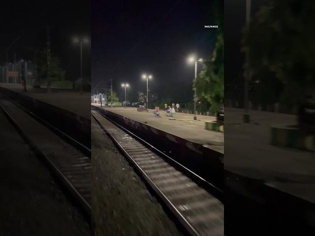 Guess The Station  #youtube #trendingsong #subscribe #stree2song #trainjourney #nightview #railway