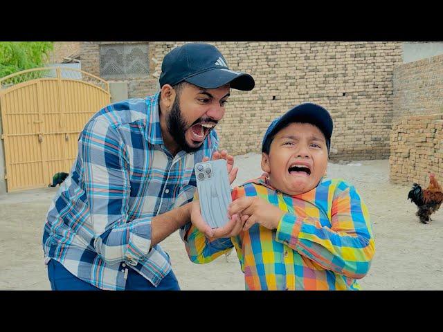 Ali ny 15 pro max tor deya  || Anas bhai se bht mar pari Ali ko  || prank with Anas bhai  ||