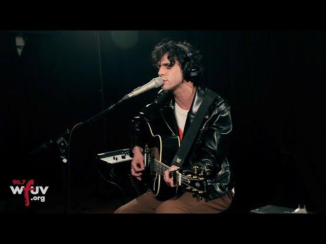 Stephen Sanchez - "See The Light" (Live at WFUV)