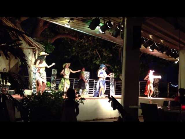 Hilton Guam Tree Bar Dancers