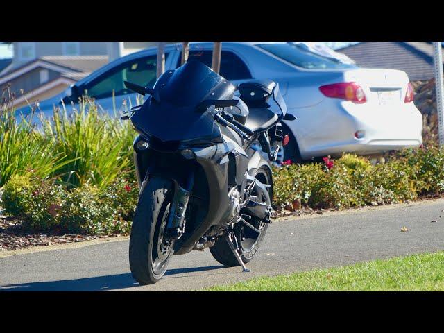 The BEST BUDGET Liter Bike??? YAMAHA R1 REVIEW…