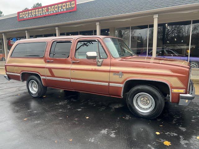 1986 Chevrolet Suburban $12,900.00