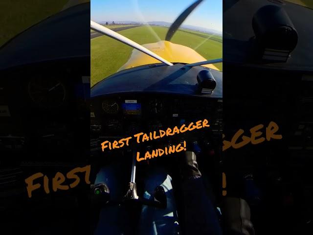 My first taildragger landing. Full vid: https://youtu.be/5q1qvV7IzSs #taildragger