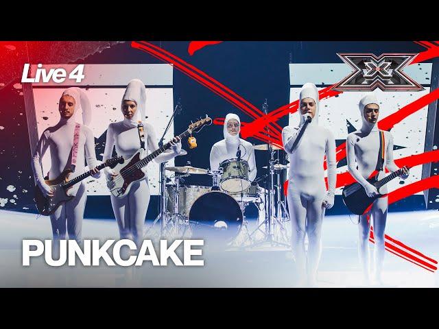 I PUNKCAKE ci sorprendono con il loro look sulle note di “ Mi Ami?” | X FACTOR 2024 LIVE 4