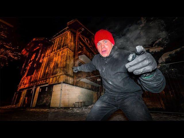 Exploring a MASSIVE Abandoned Building we found in France! 