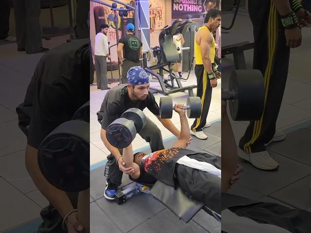 CHEST DAY BEST DAY  #gym #motivation #liftingzone #gymmotivation #minivlog #lifter #vlog #chest