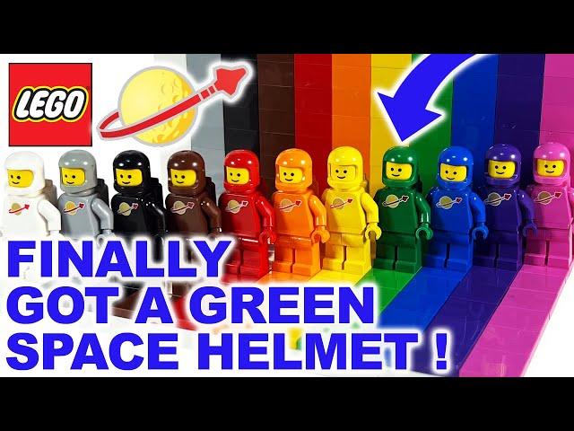 Green Classic Space Helmet is FINALLY here! - All 11 Lego Classic Spaceman colours