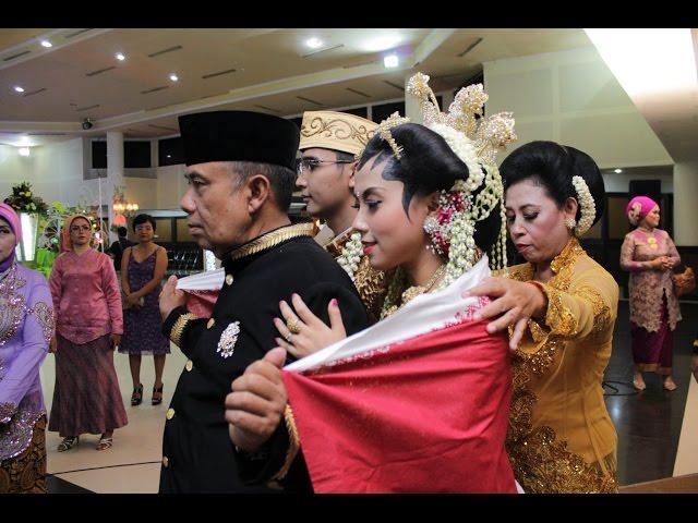 Guide to Meeting Javanese Traditional Manten and Javanese Traditional Manten Panggih