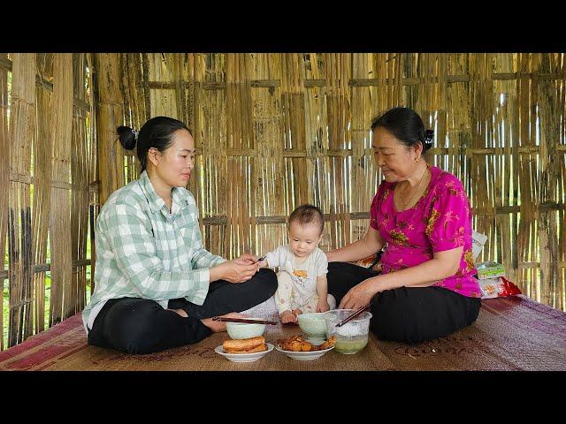 The officer's mother visited the single mother and the meal was very warm.