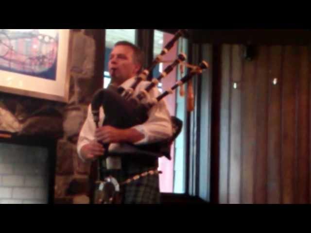 Stuart Liddell - fastest piping fingers in the world?