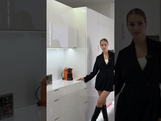 Хотите удивить гостей на кухне, но не готовкой? Инновационная #фурнитура #blum поразит ваших гостей!
