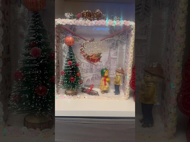 Feeling Festive Christmas Diorama #diorama #christmas #christmasdecor