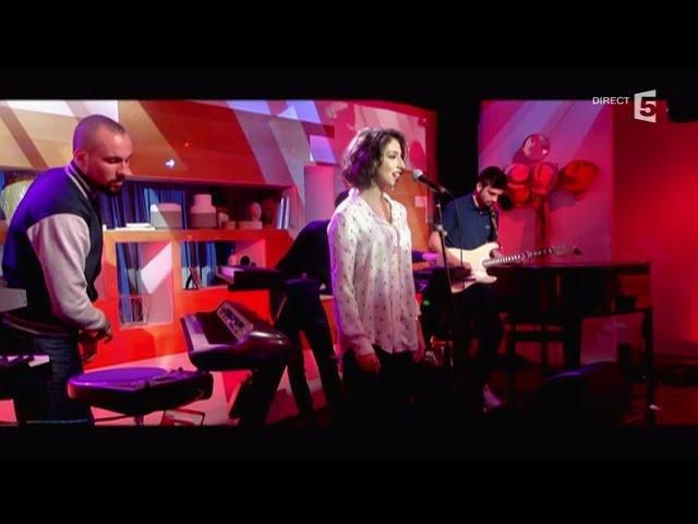 Synapson et Anna Kova, en LIVE avec "All in you" - C à vous - 23/11/2015