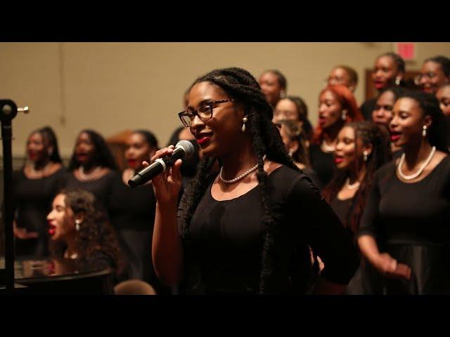 Spelman College Glee Club performs Glory To God