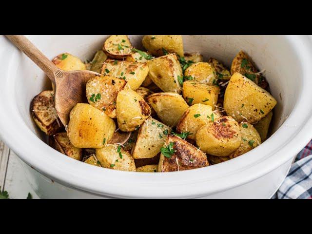 Slow Cooker Roast Potatoes