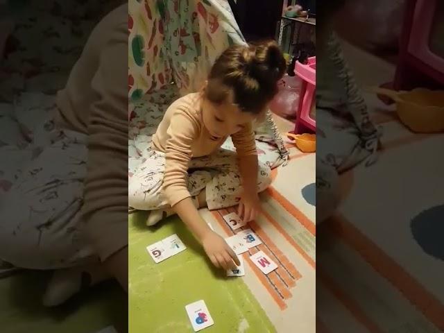 Учимся составлять первые английские слова