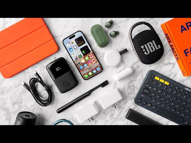 BUDGET Tech Gadgets UNDER $10/20/50 - Gift Guide December!