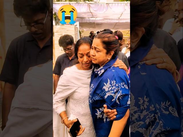Emotional Radhika & Manoj Bharathiraja #shorts #youtubeshorts #shortstamil #manojbharathiraja #yt