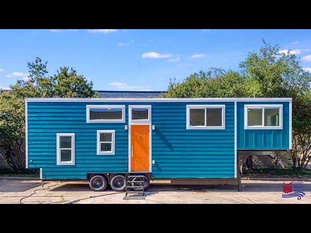  2 Bedroom Tiny Home w/ a Master Suite, Full-Size Soaking Tub, Galley Kitchen & Stackable W/D