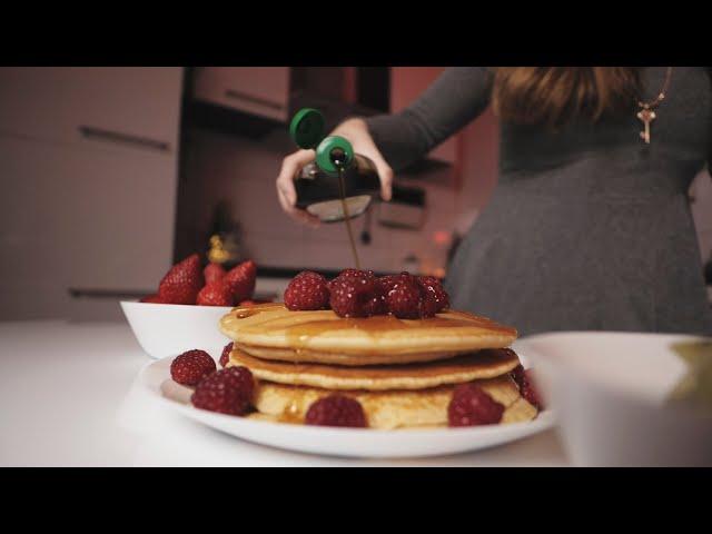 EPIC HANDHELD B-ROLL - Making Pancakes Daniel Schiffer Style - Fulltime Filmmaker Challenge