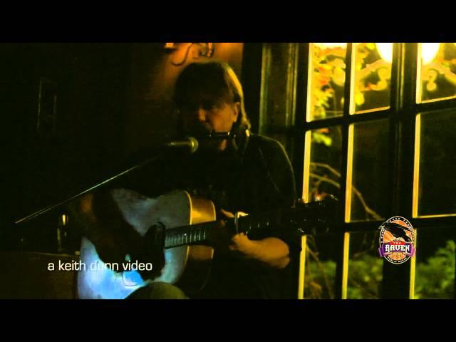 2 Minutes of Joe Stanton Live at the Raven Pub