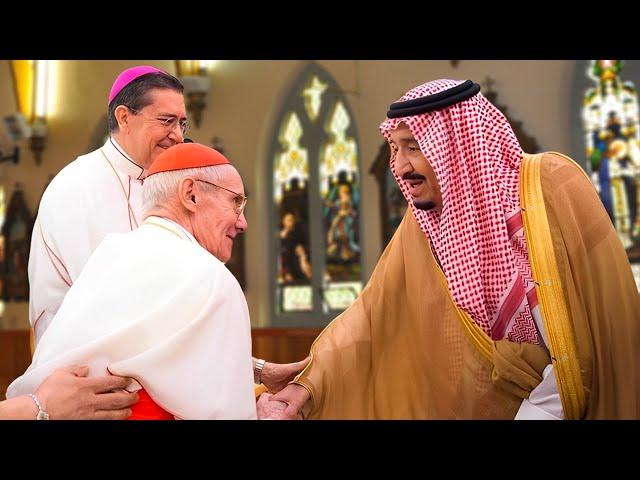 Saudi Arabia’s King Salman Meets Vatican Official. What Happens Next Left Everyone In Chills!