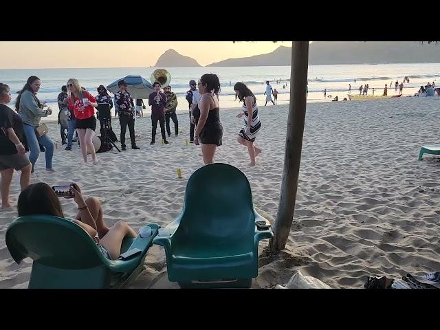 Banda en Playa de Mazatlan