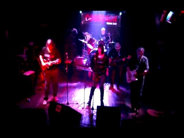 proud mary  , con : luz , omar , oscar , brian y richard