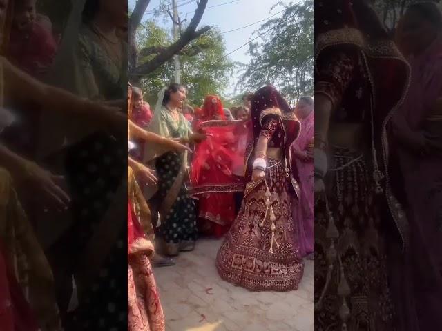 Viral Dulhan Dance / bhojpuri bhabhi viral dance #shorts