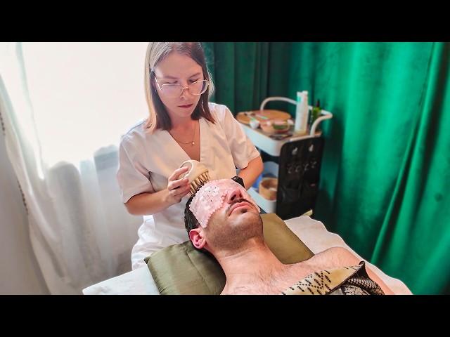 SLOW PACED Face Massage for Relaxation [with mic scratching sounds] – Bydgoszcz  